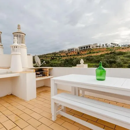Vila Ferragudo *